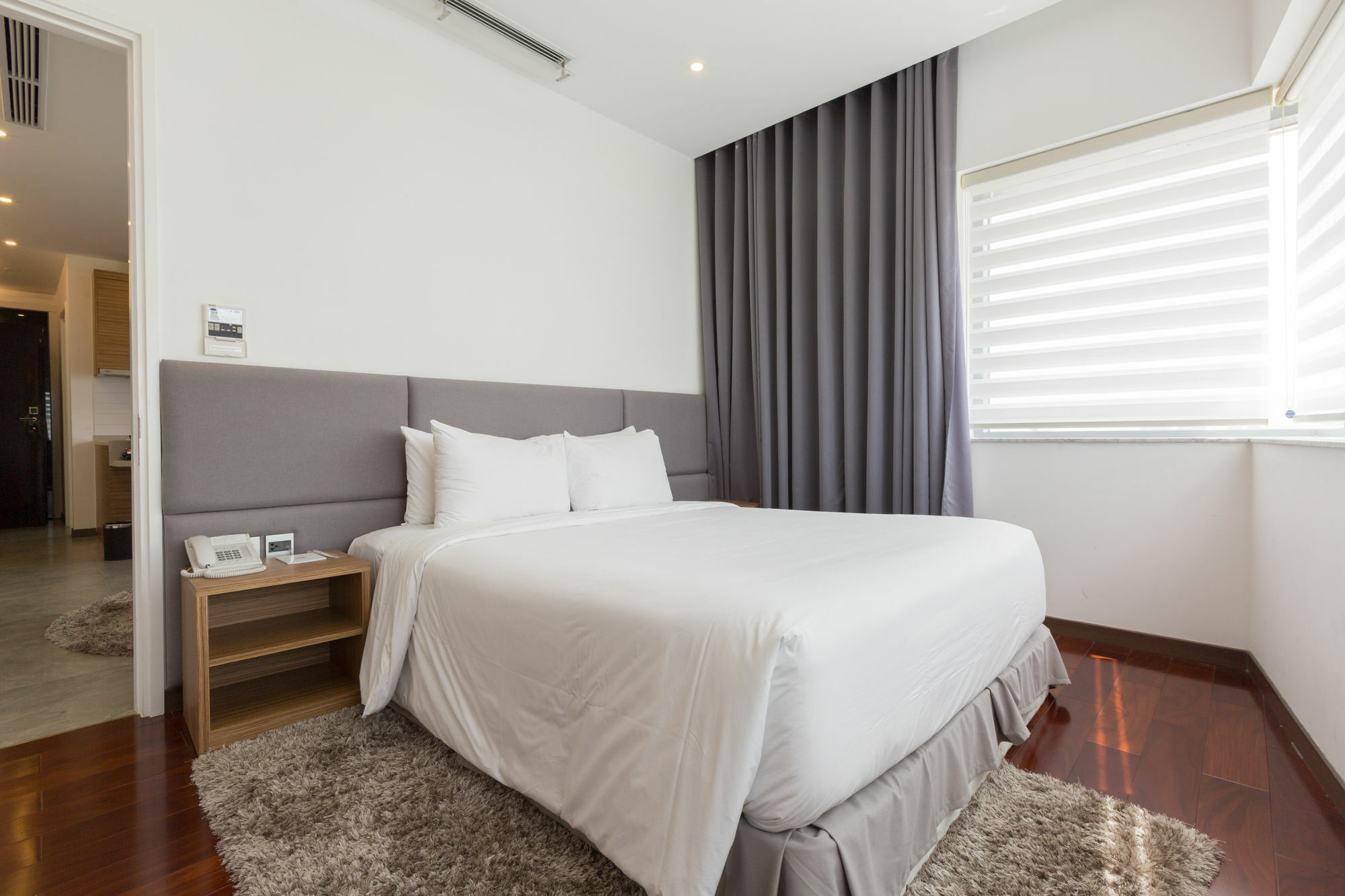 Charm Saigon Khách sạn 4*