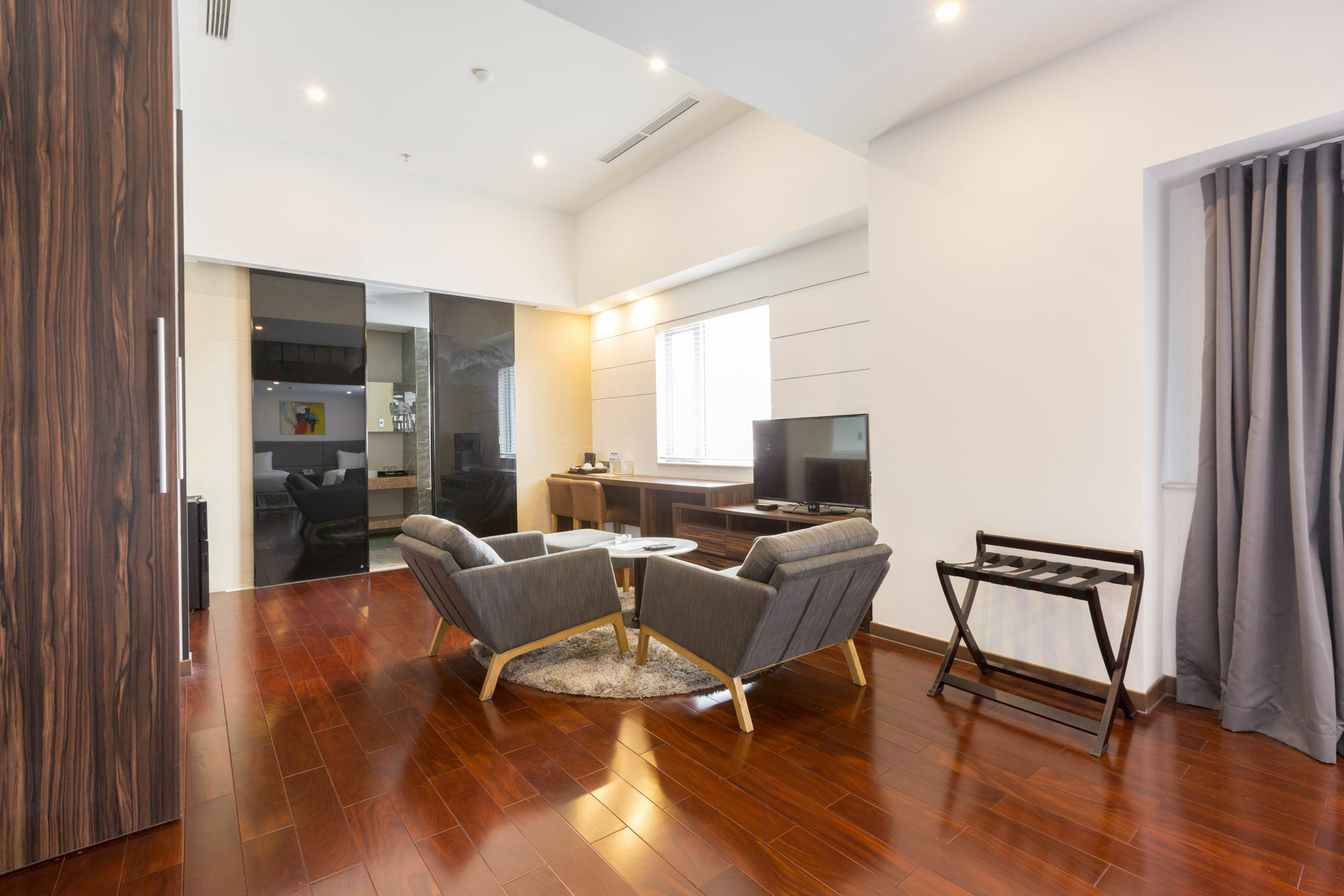 Khách sạn Charm Saigon TP. Hồ Chí Minh