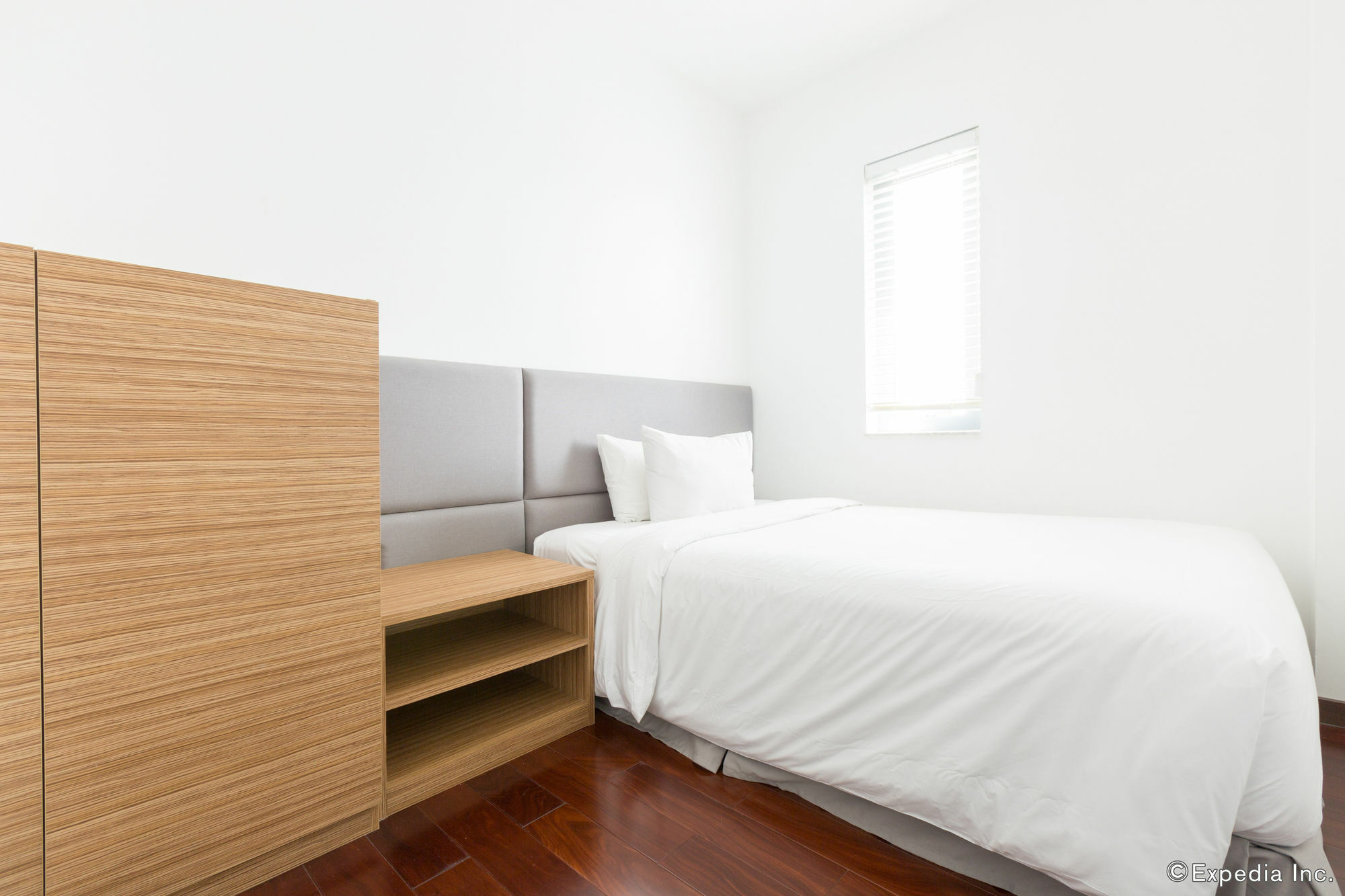 Khách sạn Charm Saigon 4*